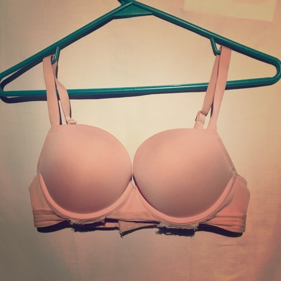 Light Pink Push-Up Bra - Picture 1 of 3